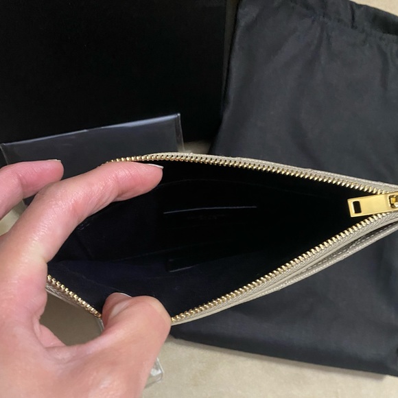 !!!SOLD!!! Brand New YSL Bill wallet - Picture 4 of 5